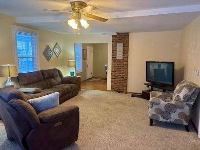 601 W Broadway St, Decorah, IA 52101 - photo 3