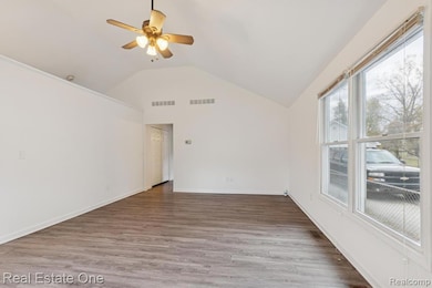 35833 Farragut Ave, Westland, MI 48186 - photo 5