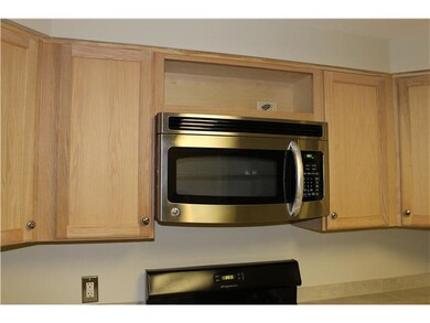 Kitchen Brand New Microwave/Fan