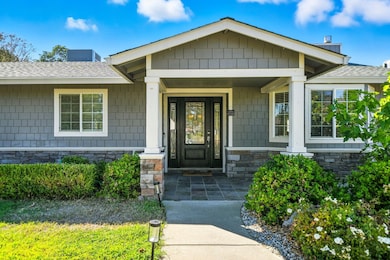 1102 Hope Ln, Redding, CA 96003 - photo 2