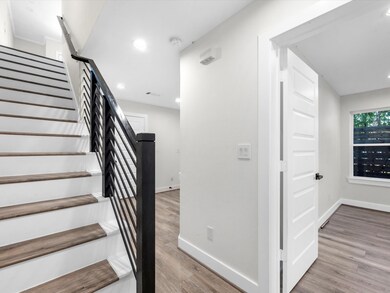 3619 Dreyfus St, Houston, TX 77021 - photo 3