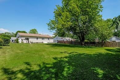 9 Brook St, South Hadley, MA 01075 - photo 2