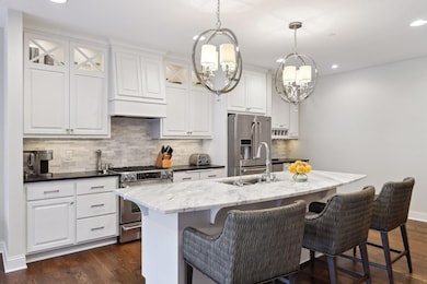 875 Lake St N unit 216, Wayzata, MN 55391 - photo 3