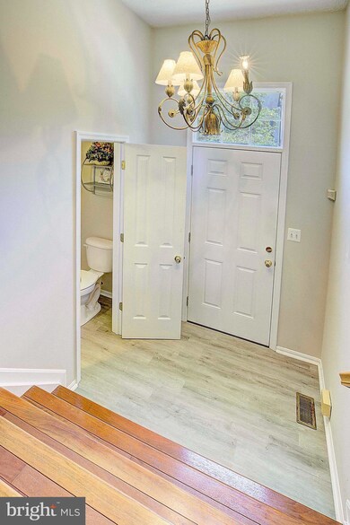 1606 Wayland Ct, Crofton, MD 21114 - photo 4