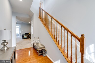16416 Steerage Cir, Woodbridge, VA 22191 - photo 4