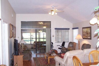 819 Lucy Dr unit 362 Phase 3, Alamo, TX 78516 - photo 4