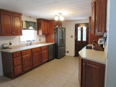 52 Calvin Ave, Somerset, MA 02726 - photo 7