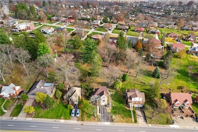 1761 Bower Hill Rd, Pittsburgh, PA 15243 - photo 3