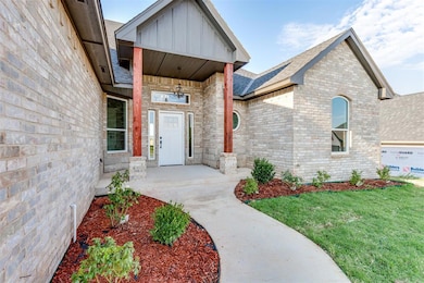 9204 SW 35th St, Oklahoma City, OK 73179 - photo 4