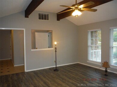 Another view of living towards entry