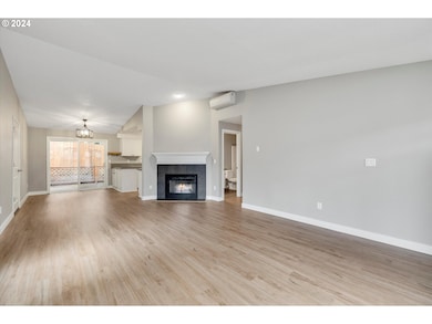 Living Room/Dining Room