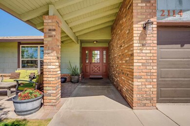FRONT ENTRY