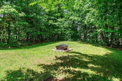 22 Newport Dr, Center Barnstead, NH 03225 - photo 4