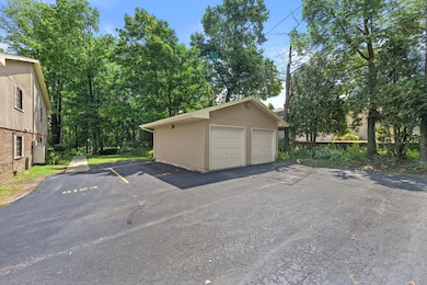1 Car Detached Garage
