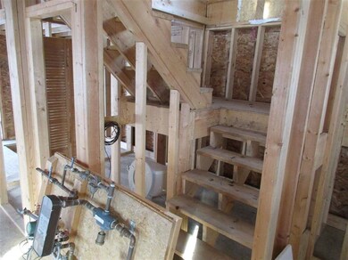 203 Elmwood Ave, Burlington, VT 05401 - photo 4