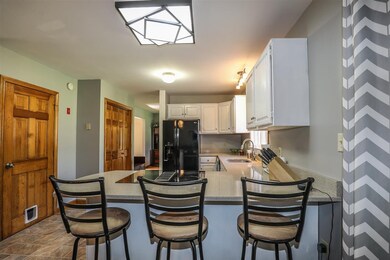 75 Hatfield Rd, Weare, NH 03281 - photo 5