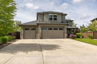 Three Car Garage