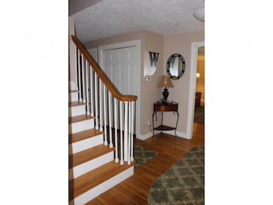 33 Strawberry Hill Rd, Bedford, NH 03110 - photo 6