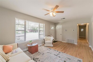 356 Hurst Dr, Bedford, TX 76022 - photo 6