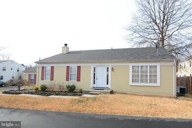2416 Yarmouth Ln, Crofton, MD 21114 - photo 3