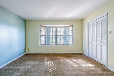 14359 Lost Meadow Ln, Houston, TX 77079 - photo 5