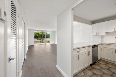 16740 NE 9th Ave unit 203, Miami, FL 33162 - photo 2
