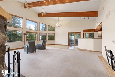 05-Living Room_ELI05982
