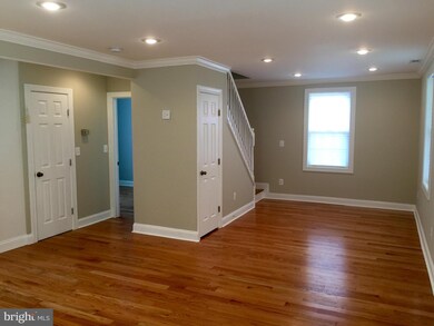 6715 Clinglog St, Capitol Heights, MD 20743 - photo 4