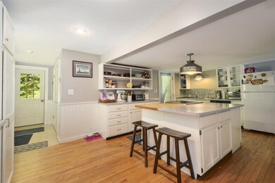 141 Andover Rd, New London, NH 03257 - photo 4