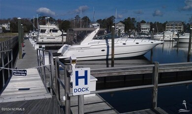 ST JAMES MARINA
