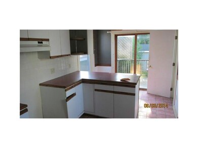 4 Morgan St, Newport, RI 02840 - photo 4