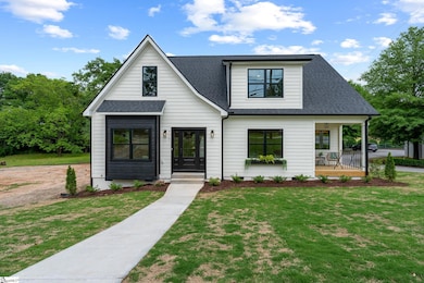 710 N Main St, Greer, SC 29651 - photo 2