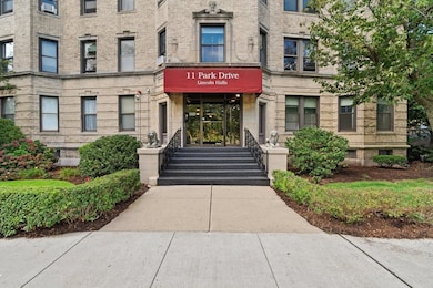 11 Park Dr unit 28, Boston, MA 02215 - photo 6