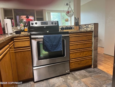 607 Copperbush Ct unit 607, Anchorage, AK 99518 - photo 3