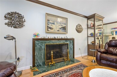 6323 Beacon St, Pittsburgh, PA 15217 - photo 6