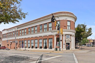 18-Market-8