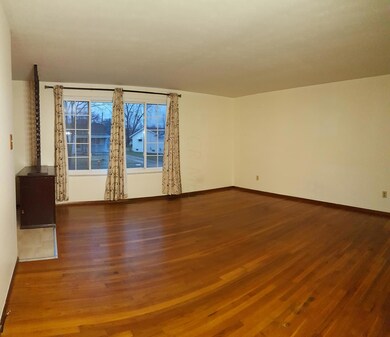 1387 Cardwell Square N, Columbus, OH 43229 - photo 5