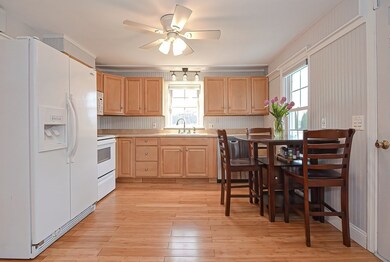 9 Quinn St, North Attleboro, MA 02760 - photo 6