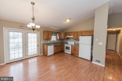 73 Mercedes Dr, Martinsburg, WV 25404 - photo 6