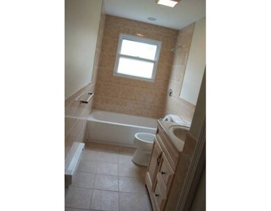 11 Garnet St unit 2, Watertown, MA 02472 - photo 3