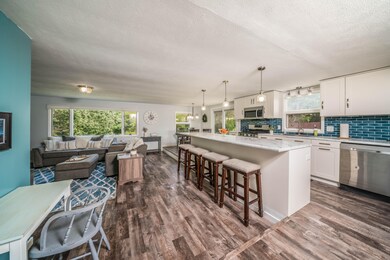 9053 Alidor Rd, Schoolcraft, MI 49087 - photo 5