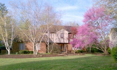 835 Strawberry Hill Rd W, Columbus, OH 43213 - photo 4