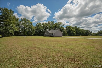 12280 E Quaker Rd, Disputanta, VA 23842 - photo 4