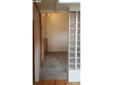 134 High St unit 4, Eugene, OR 97401 - photo 3