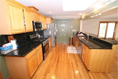 14 Theresa Rd, Stoneham, MA 02180 - photo 5