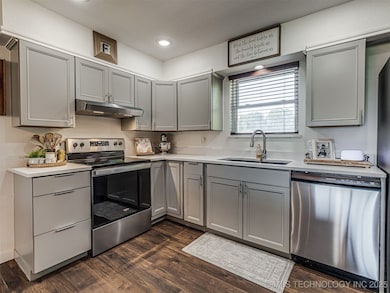 904 NE 12th St, Wagoner, OK 74467 - photo 6