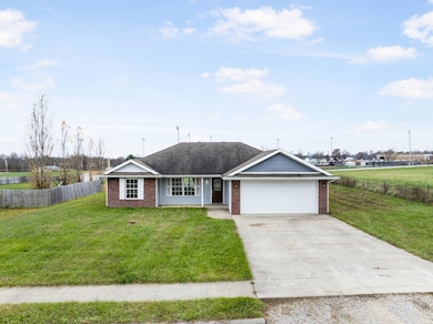 210 Alma St, New Bloomfield, MO 65063 - photo 2