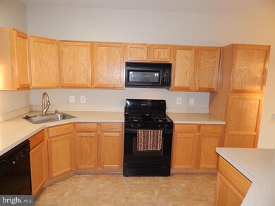 10281 Housely Place, White Plains, MD 20695 - photo 4