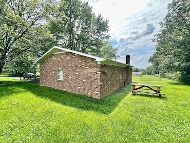 296 Kemper St, Eubank, KY 42567 - photo 2