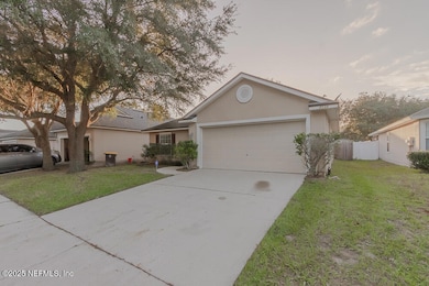 8038 Welbeck Ln, Jacksonville, FL 32244 - photo 6